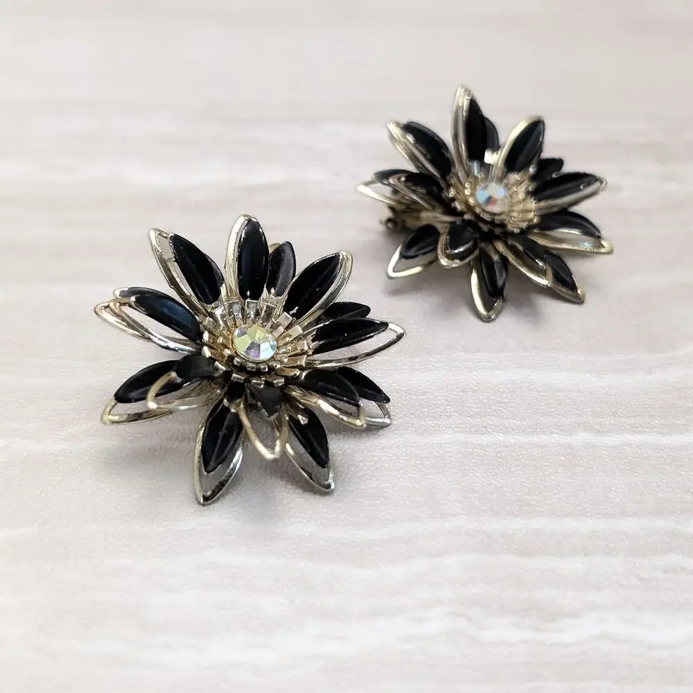 Vintage Clip On Earrings Extra Large 1.5